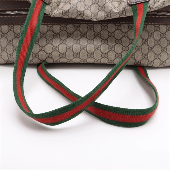 Authentic GUCCI duffle Bag with strap - Picture 6 of 16